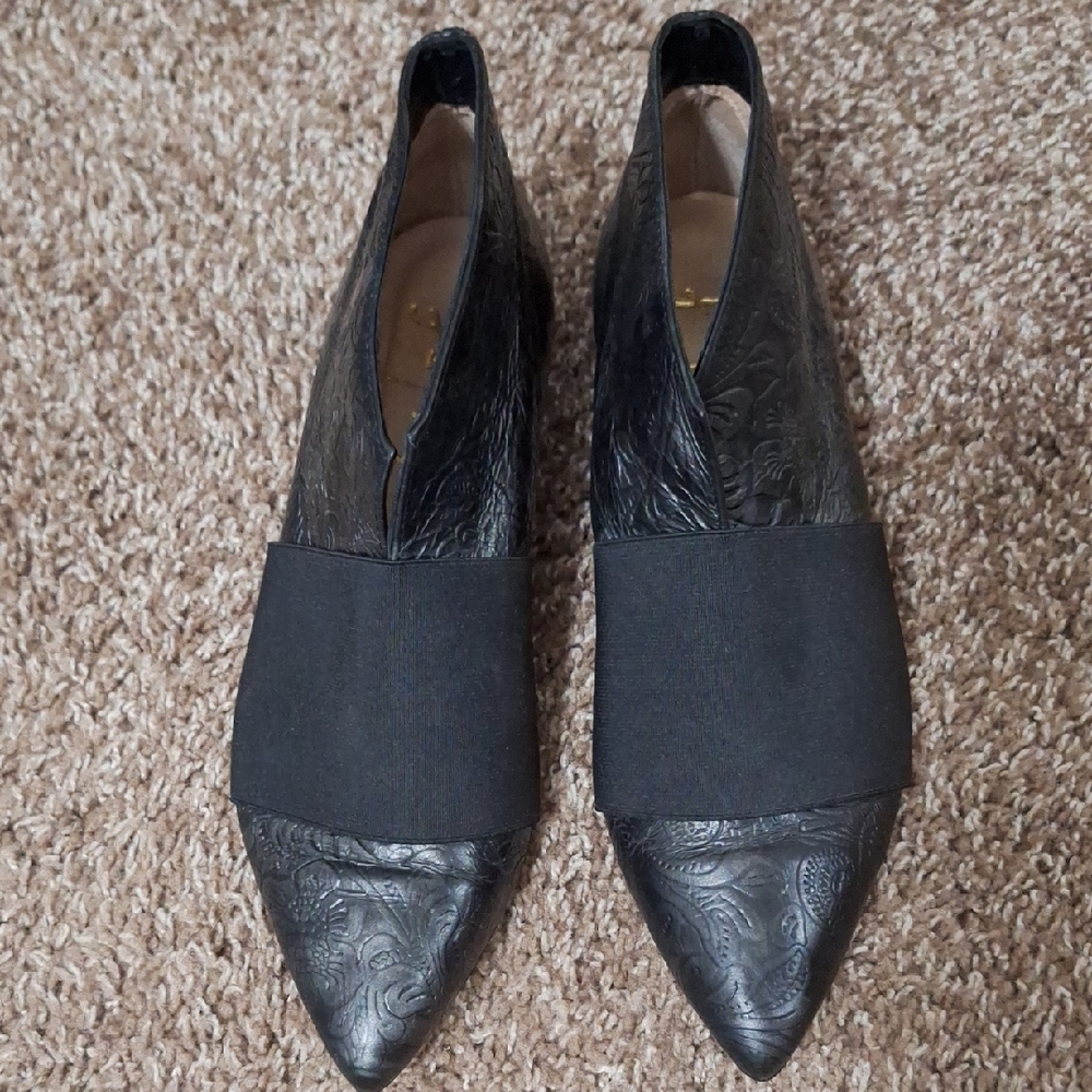 Stunning Black Textured Women's Shoes